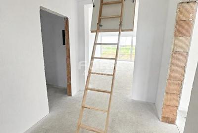 Casă cu 4 camere în Alparea - 1