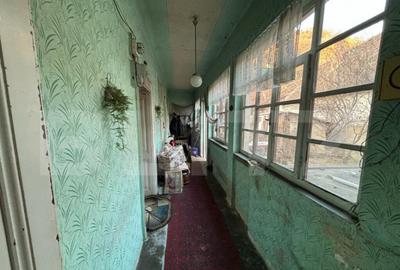 Casa de vanzare in suprafata de 100 mp localizata central i - 7