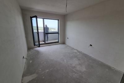 De Vanzare: Apartament cu 4 camere pe 2 nivele - 17