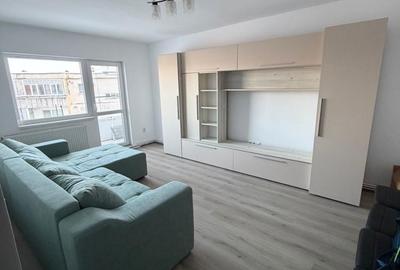 Apartament cu 3 camere decomandat în Central - 2
