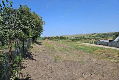 Teren de 520 mp, în Cișmea - 3