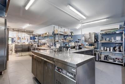 REC3001423 Oportunitate l spatiu complet echipat l ideal pentru concept gastrono - 13