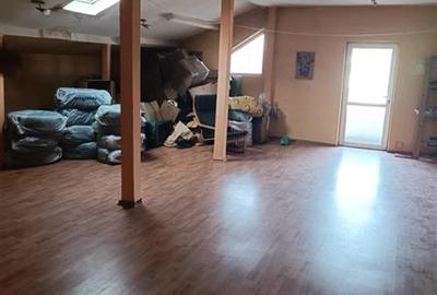 Casă individuală cu 8 camere cu Canalizare în Chitila - 9