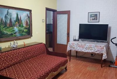 ZONA GAVRILOV - 2 CAMERE DECOMANDAT , CENTRALA GAZ. - 1