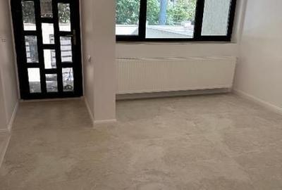 Apartament cu 4 camere decomandat în Crângași - 1