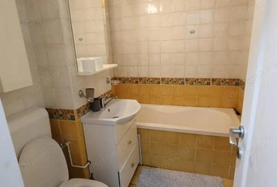 Apartament cu 3 camere 2 bai 2 balcoane Complexul Studentesc - 11