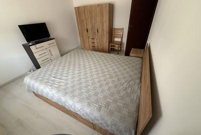 Apartament cu 2 camere decomandat în Exterior Vest