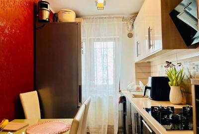 Apartament cu 3 camere, mobilat în Central - 7