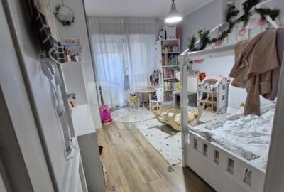 Apartament cu 3 camere ?i 4 balcoane la 10 minute de metrou - 15