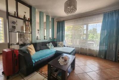 Casă cu 6 camere cu Teren 241 Mp în Central - 15