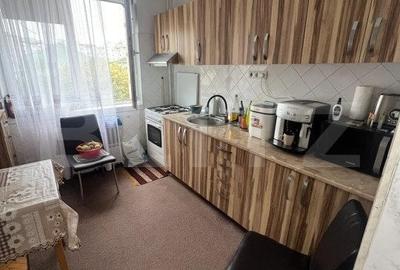 Apartament cu 3 camere semidecomandat în Central - 11