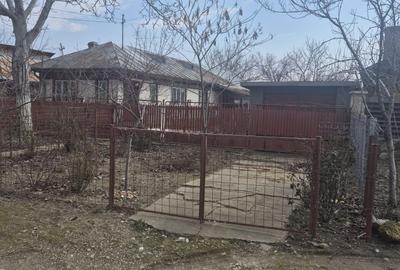 Casă cu 3 camere în Central - 2