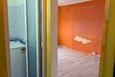 Garsoniera str.Lorena - 1