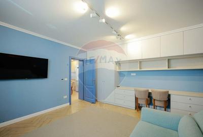 Casă cu 3 camere cu Teren 240 Mp în Ultracentral - 2