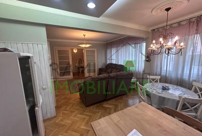 Apartament cu 3 camere semidecomandat, mobilat în Central - 3