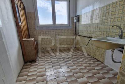 Apartament cu 2 camere la 500 de metri de sta?ia de metrou - 9