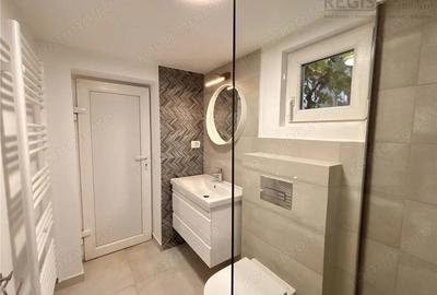 Casă cu 5 camere cu Teren 500 Mp în Tractorul - 11