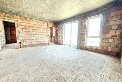 Apartament cu 3 camere semidecomandat în Giroc - 1