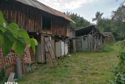 Casă cu 5 camere cu Teren 2600 Mp în Central - 4