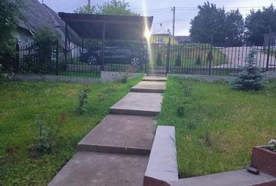Casă cu Teren 2700 Mp în Bălțătești