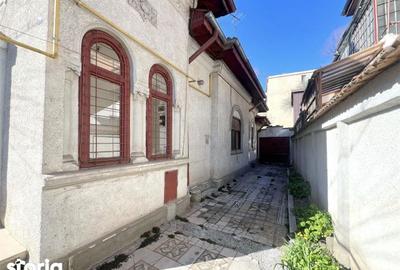 Casă cu 5 camere cu Canalizare în Floreasca - 1