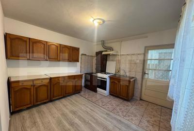 Casa de vanzare, cu 3 camere, 116 mp in ?oimu? - 9