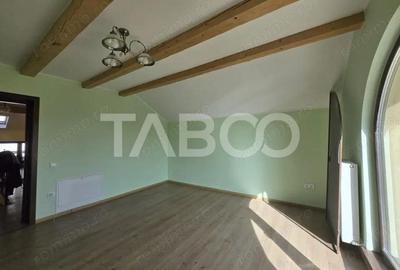 Casă cu 5 camere cu Canalizare în Tineretului - 11