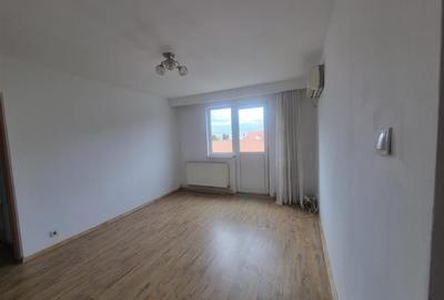 Apartament cu trei camere zona centrala - 5