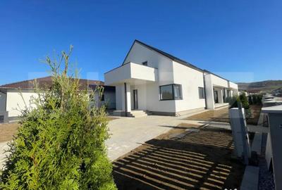 Casă cu 5 camere cu Teren 500 Mp în Unirea - 15