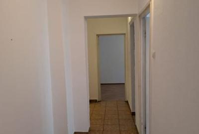 Apartament 3 camere decomandat, 67mp, Mihai Bravu, etaj 1/4 - 15