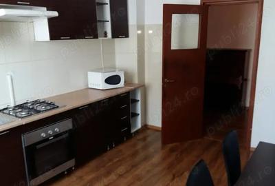 Inchiriez ap 4 camere spa?ios, in Centrul Pitestiului - 1