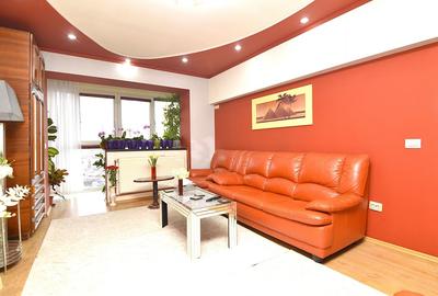 Apartament cu 4 camere decomandat în Rahova - 2