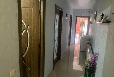 Duplex cu 5 camere cu Canalizare în Nord - 4