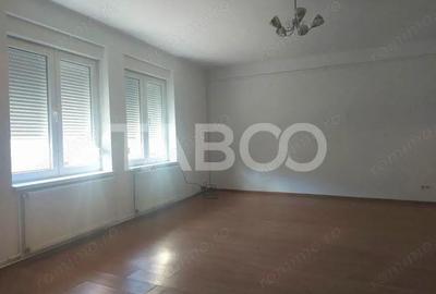 Casa individuala de vanzare 3 camere 90 mp teren liber 243 mp Cisnadie - 3