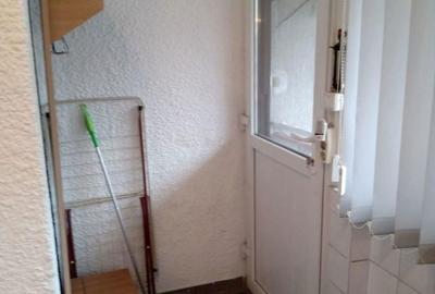 Apartament cu 2 camere decomandat, mobilat în 13 Septembrie - 9