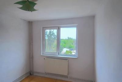 Apartament cu 2 camere semidecomandat în Calea Galați - 5