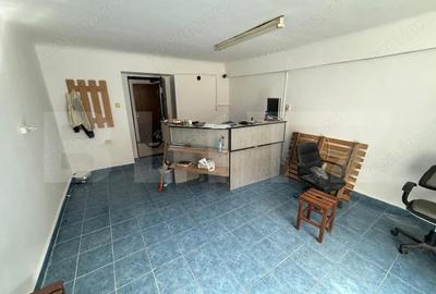 Spațiu comercial, de 35 mp, în Central