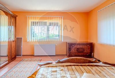 Vila rezidential/ pensiune/ gradina de vis/sera/ panouri/ Sanpetru! - 21