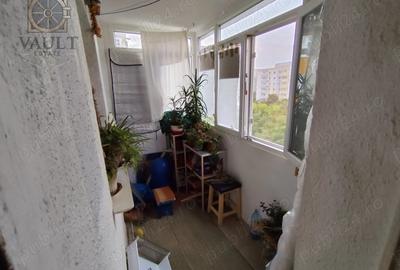 Apartament cu 3 camere semidecomandat, mobilat în Sebastian - 8