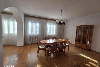 Casă cu 4 camere cu Teren 335 Mp în Funcționarilor - 3