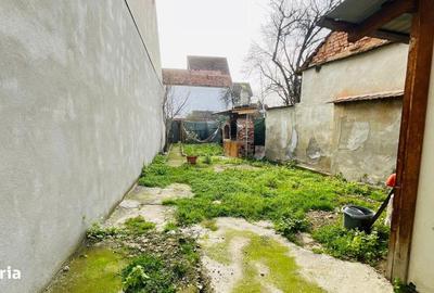 Casă cu 2 camere cu Teren 148 Mp în Central - 1