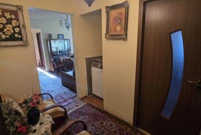 Apartament cu 3 camere, et. 3 - 1