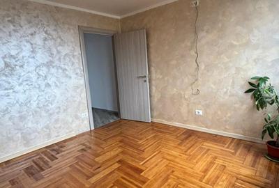 Apartament 3 camere complet renovat – 78 mp – Vlahuță, Brașov Apartament 3 camere complet renovat – 78 mp – Vlahuță, Brașov - 7