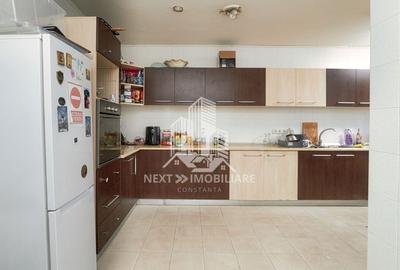 Pensiune Eforie Nord 17 camere plus spatiu comercial - 16