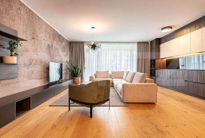 Apartament cu 4 camere în Exterior Est