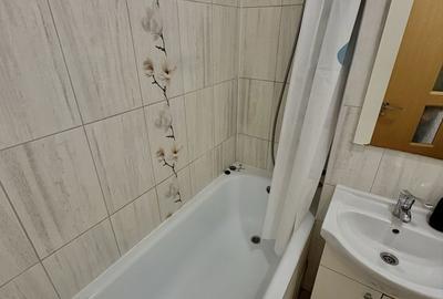 Garsonieră decomandată în Astra - 4