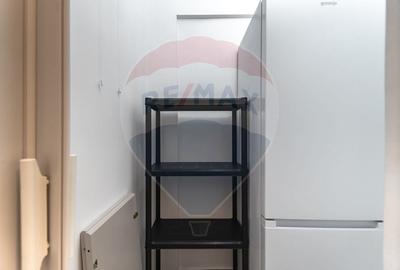 Apartament cu 3 camere decomandat, mobilat în Tractorul - 18