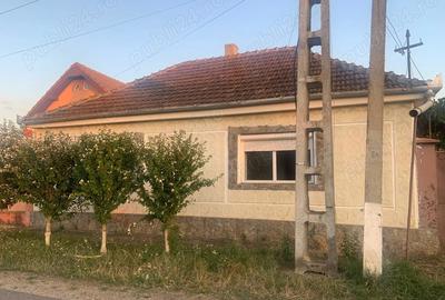 Persoana fizica vand casa inTarian - 1