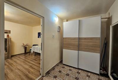 Apartament cu 2 camere decomandat în Piața Centrală - 4