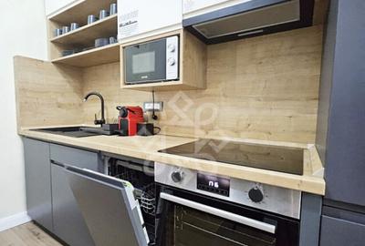 Apartament cu 3 camere semidecomandat în Central - 20